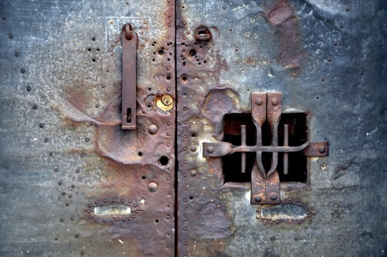 door, lock, old, bolt, rusty, oxide, texture, veneer, grating, lock, lock, lock, lock, lock